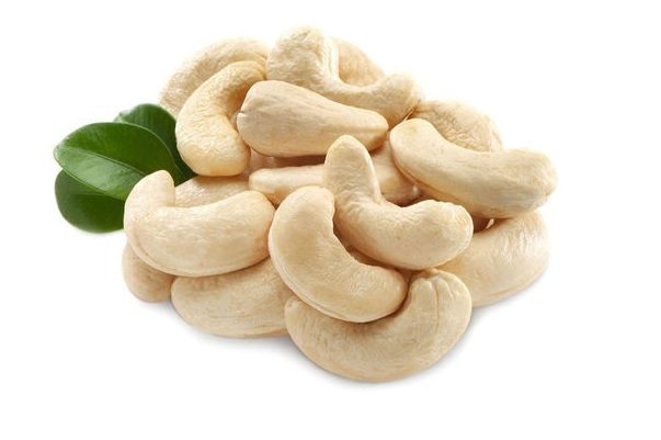 Cashew / Kaju - whlole